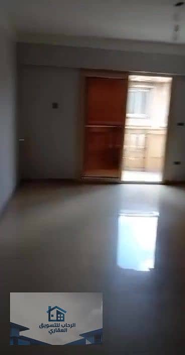 4 WhatsApp Video 2025-08-27 at 10.38. 07_000017. jpg