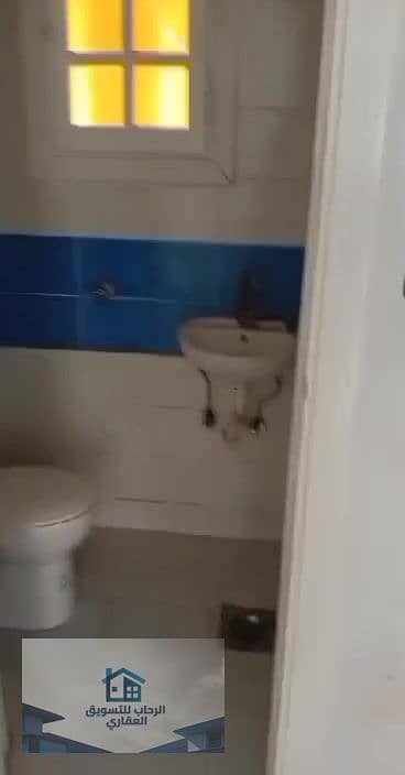 16 WhatsApp Video 2025-08-27 at 10.38. 07_000069. jpg