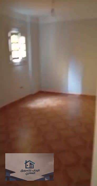 23 WhatsApp Video 2025-08-27 at 10.38. 07_000109. jpg