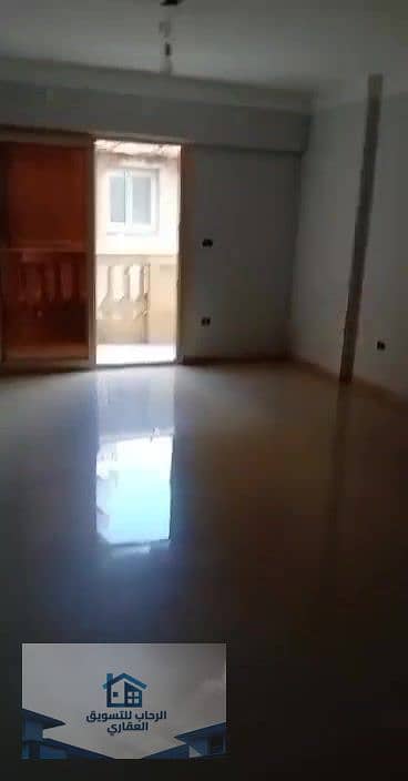 25 WhatsApp Video 2025-08-27 at 10.38. 07_000121. jpg