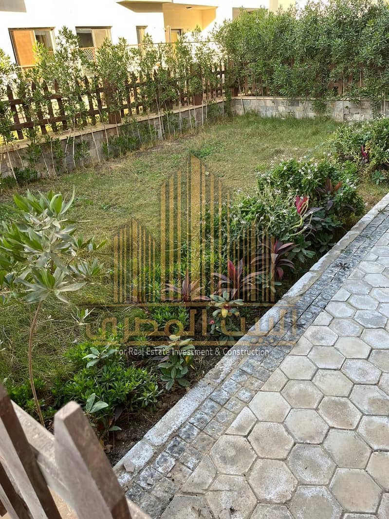 2 e5cd03c2-5ef2-46ca-98b9-ae556c27734d. jpg