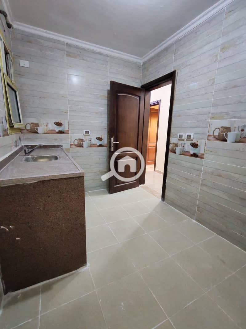 8 a63508d9-0fcb-4e1c-a338-6c881f72c7de. jpeg