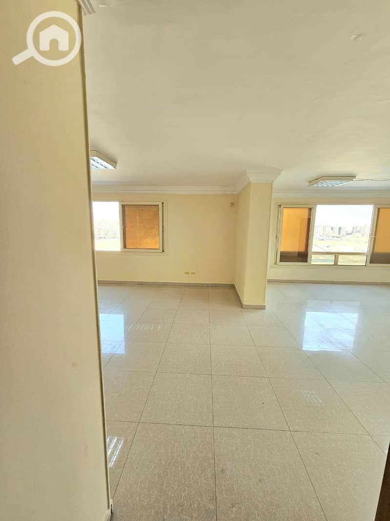 5 WhatsApp Image 2026-01-07 at 10.52. 16 PM (1). jpeg