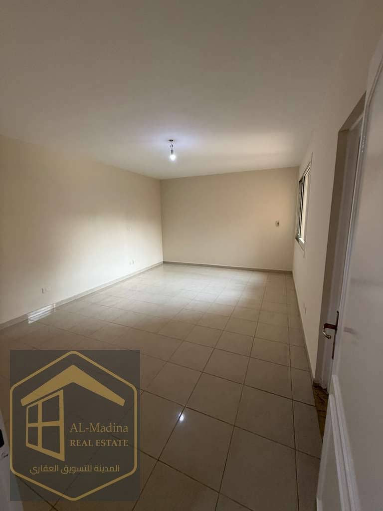 5 WhatsApp Image 2026-01-07 at 20.10. 57 (3). jpeg