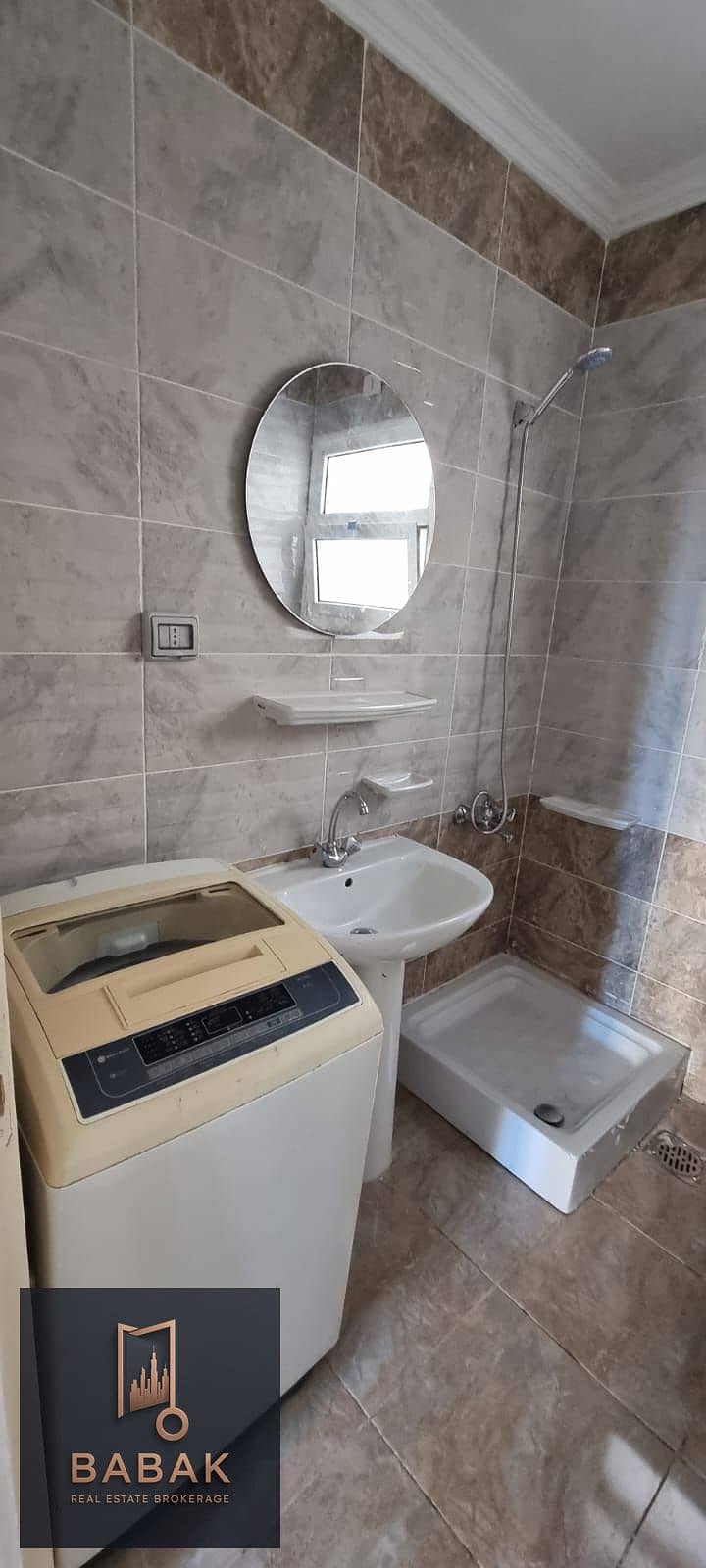 3 IMG-20250819-WA0309. jpg