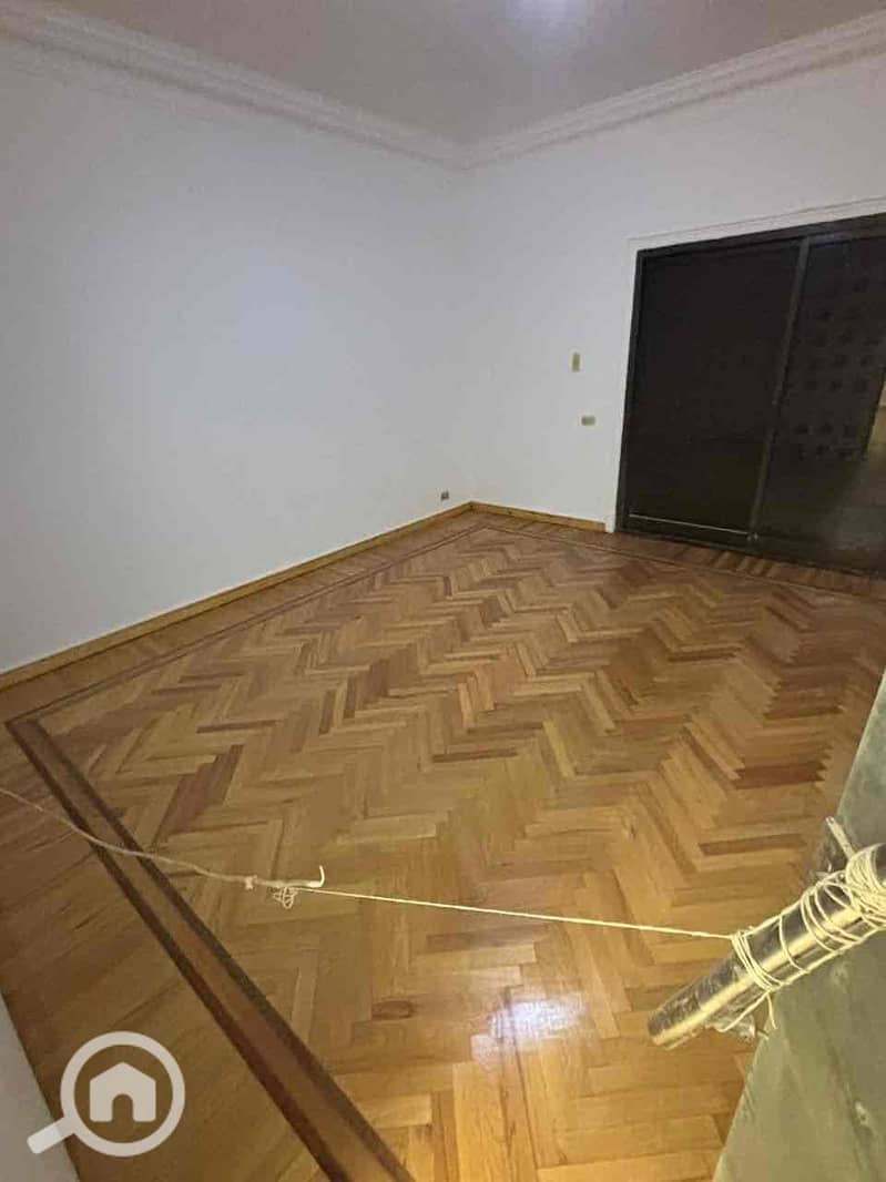 2 81dbb49e-2f21-44fc-9467-d3305f967897. jpg