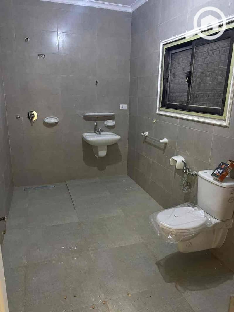 5 13001276-cdfc-4d0a-a887-0fa04b8526b2. jpg