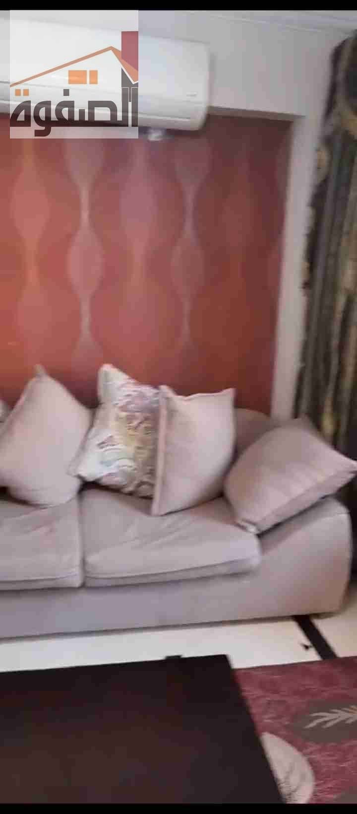 1000110730. jpg 1000110730. jpg