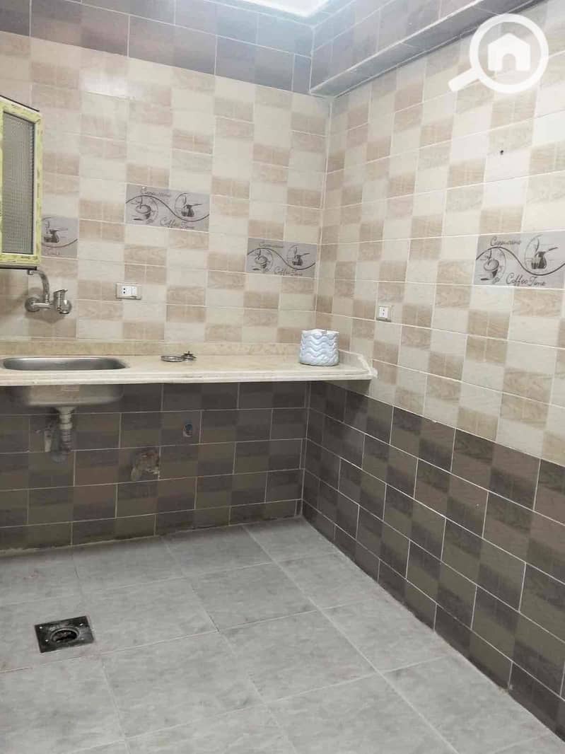 17 b0ec81d6-5c3a-40fd-97ff-aee3a03e2bd7. jpg