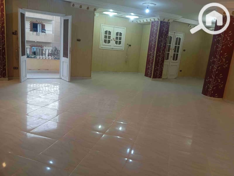 1000823457. jpg 1000823457. jpg