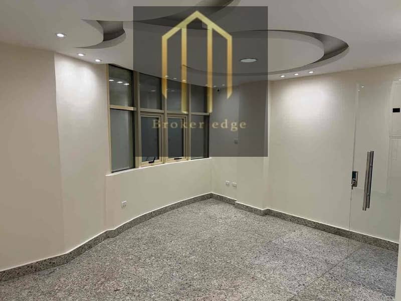 8 7de289d6-f22e-4c96-a4a9-31e1f4bed152. jpg