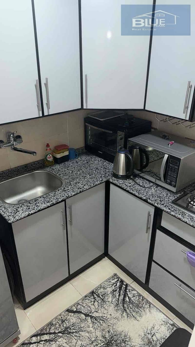 4 ea412ce0-b126-42e2-8d2b-654fc888fba4. jpg