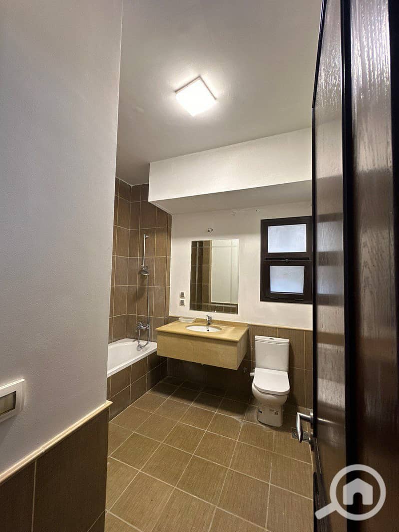 4 WhatsApp Image 2026-01-07 at 9.58. 25 PM (1). jpeg