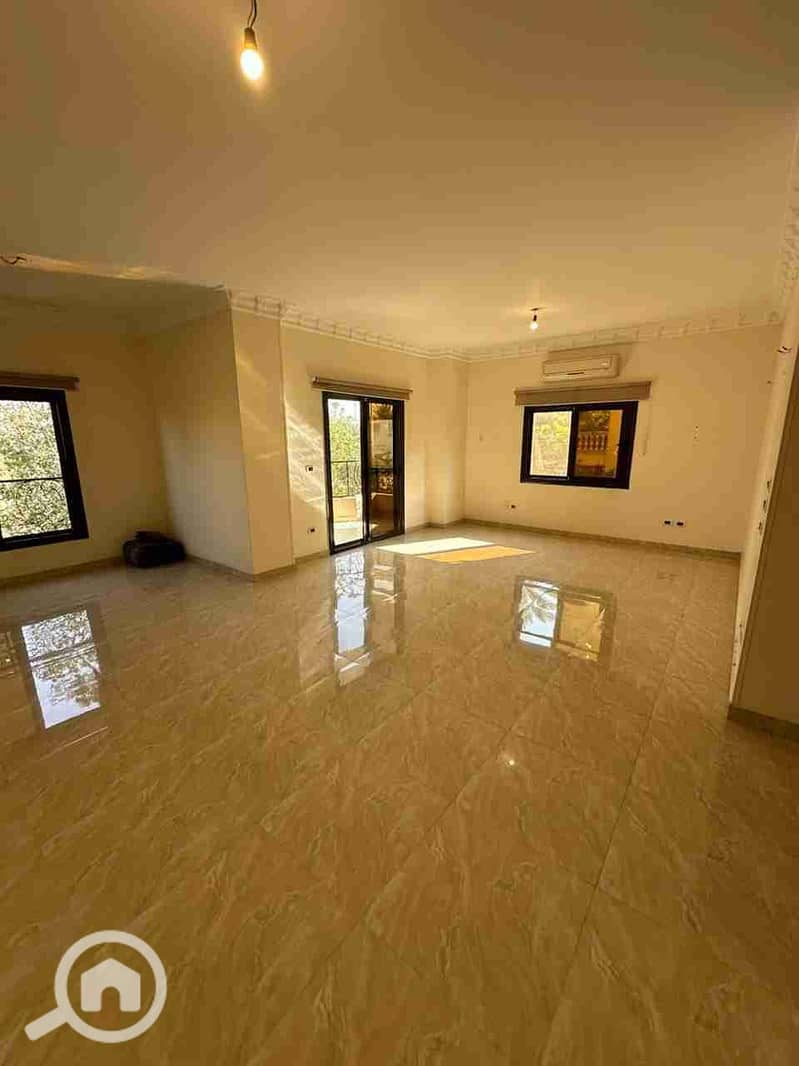 1000916447. jpg 1000916447. jpg