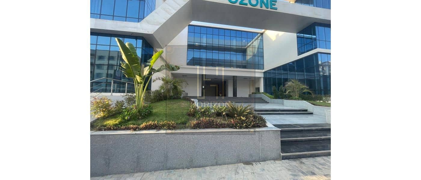 2 WhatsApp Image 2024-12-04 at 5.05. 51 AM. jpg