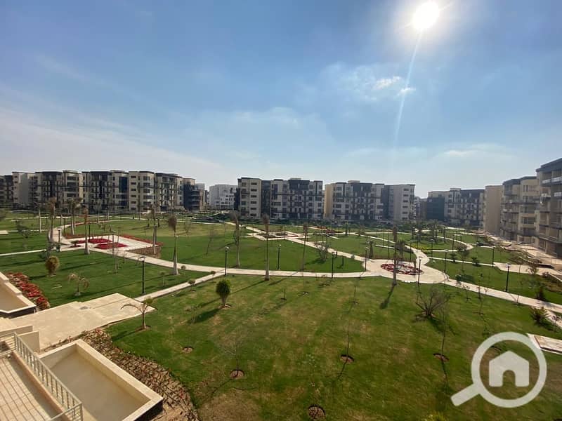 4 c025f630-f6d9-4824-b143-b1700a22d003. jpg