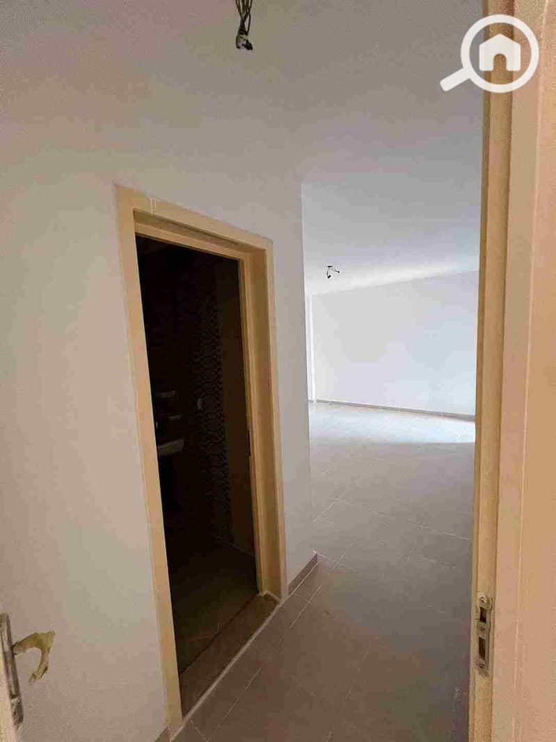 3 FB_IMG_1732498056119. jpg