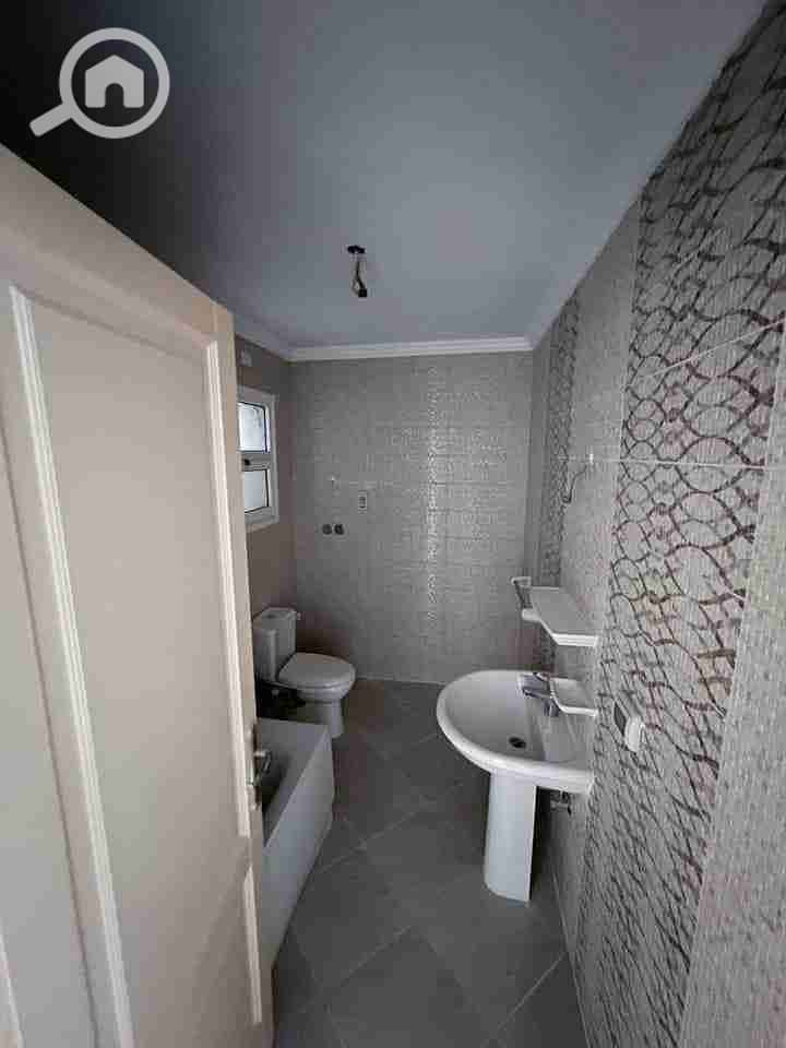 4 FB_IMG_1732498063791. jpg