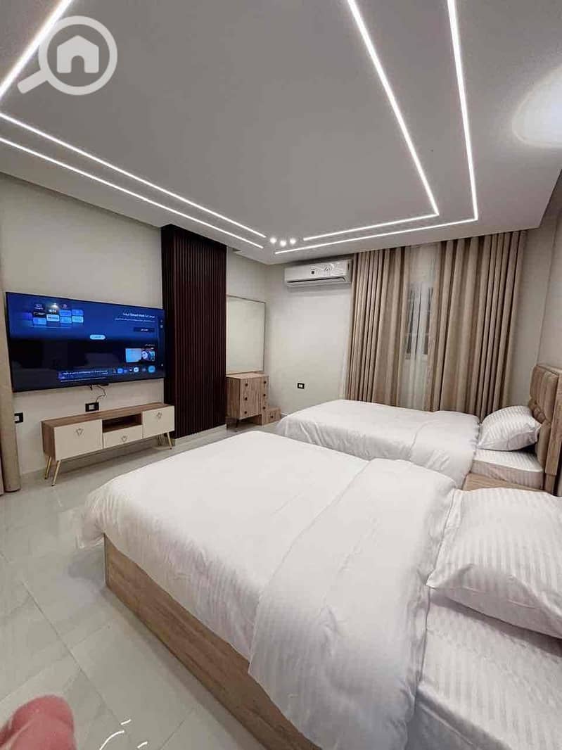 26 3223c678-168f-4e93-96d5-f53ea0417b60. jpg