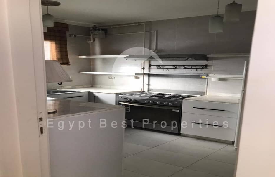 6 WhatsApp Image 2025-12-07 at 16.15. 08_e9cb0e8f. jpg