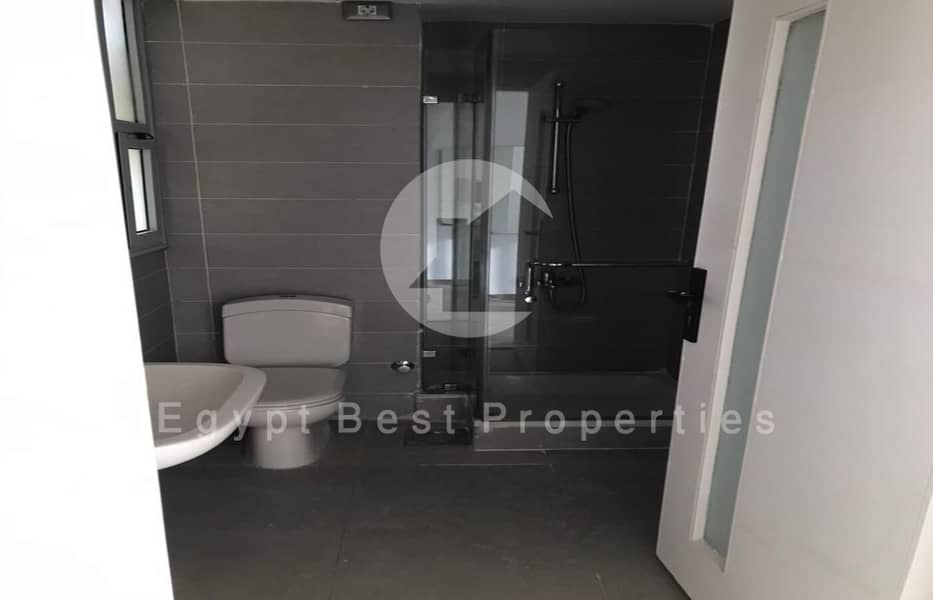 10 WhatsApp Image 2025-12-07 at 16.15. 06_1be3c235. jpg