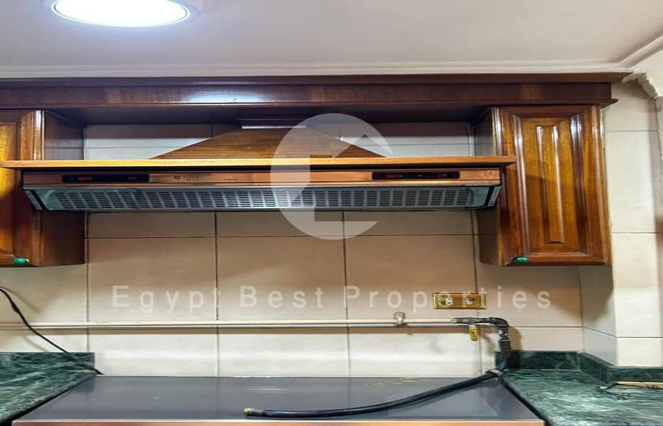 10 WhatsApp Image 2025-12-07 at 01.43. 49_036fe6ce. jpg