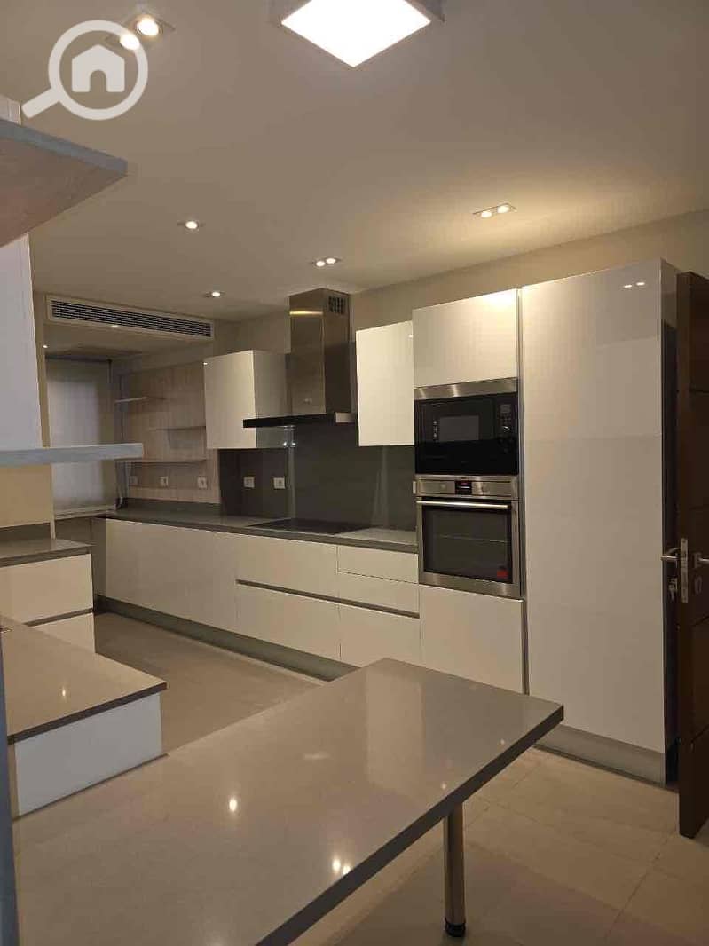 4 d101bda4-e06b-423a-a224-8c2c4a153aef. jpg