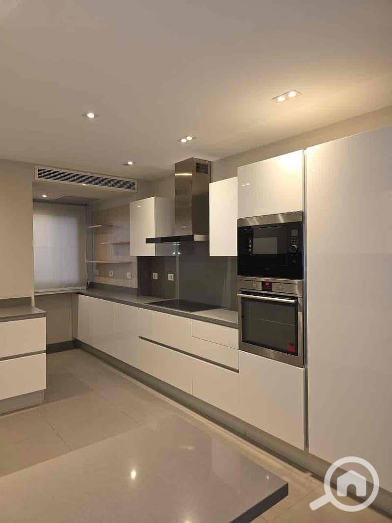 6 b6292032-879c-402a-bd4c-92c034c89107. jpg