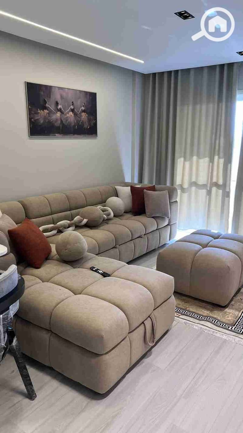 1000048239. jpg 1000048239. jpg