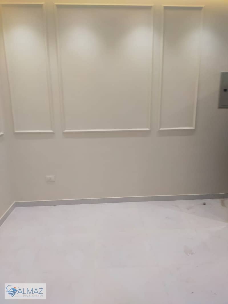 5 WhatsApp Image 2026-01-08 at 10.50. 20 AM. jpeg