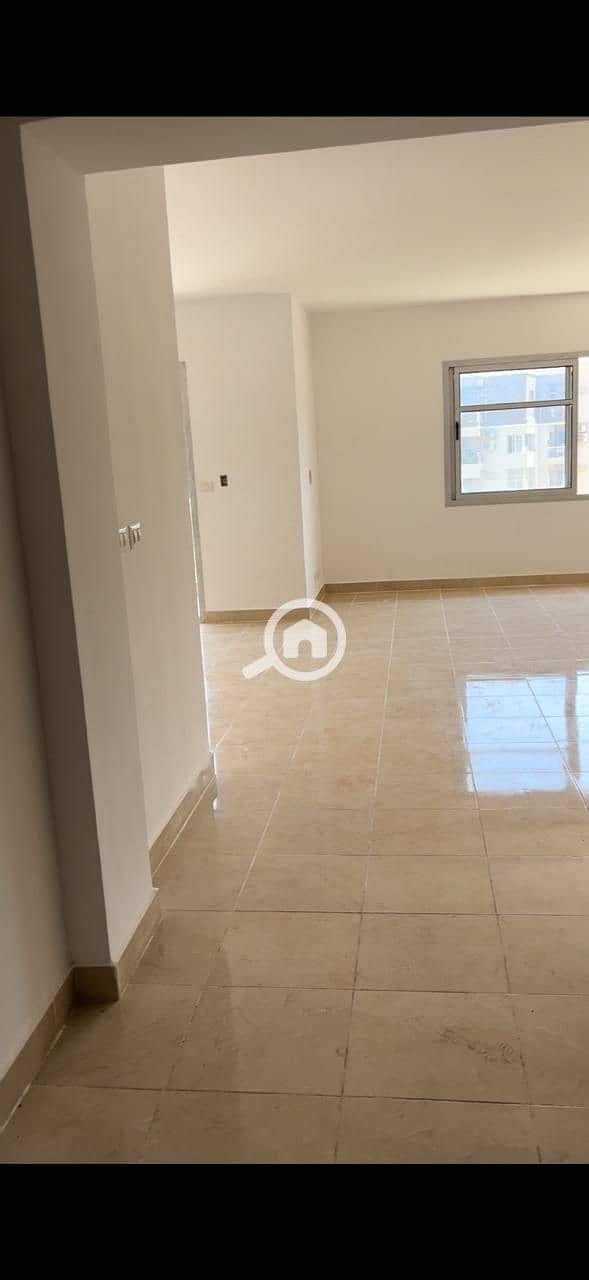 7 b2d4f82a-8ff7-40fa-a7bb-4fa34eb8cbef. jpg