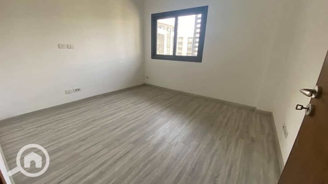 6 00d2ceb2-e94a-41b2-8f5a-f44bfad82045. jpeg