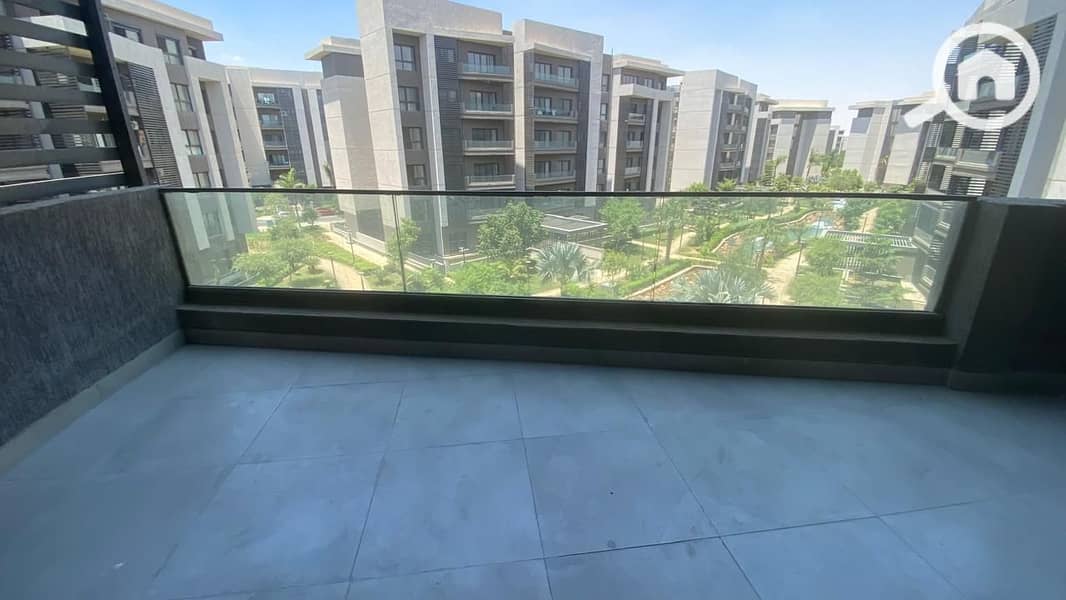 24 e1ef44f6-aca3-4cc1-af5b-9a4e46faf3ad. jpeg