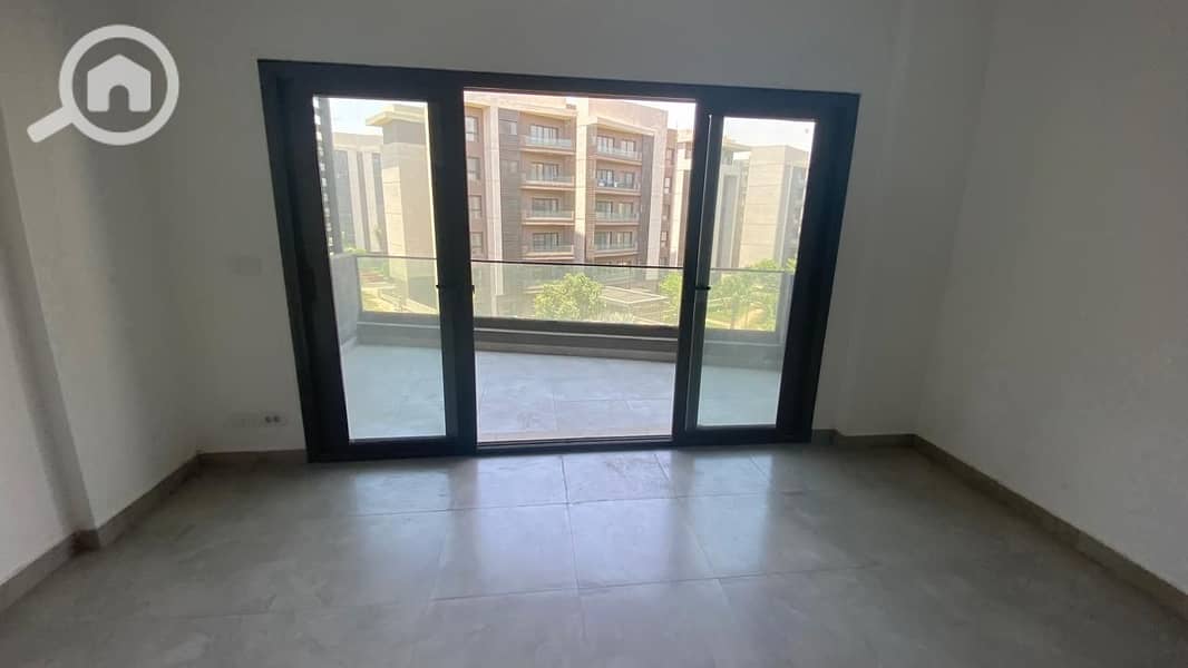 25 ea8028c6-1935-43a3-a692-a0bfaba9d27d. jpeg