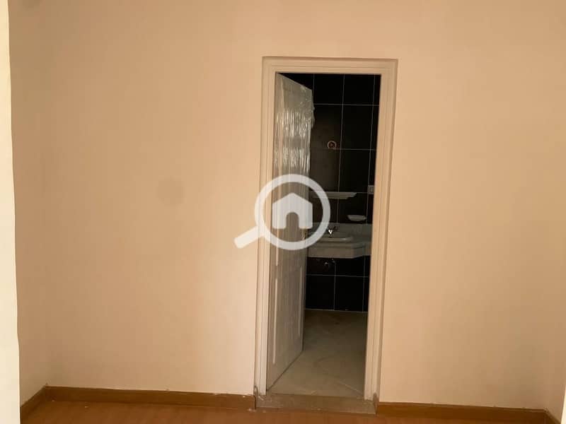 3 9ab8124e-ba0a-4e5f-a9b3-436f01d1e6c3. jpg