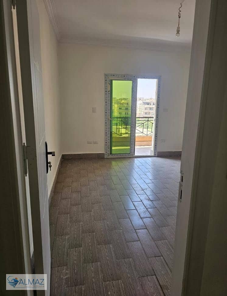 4 WhatsApp Image 2026-01-08 at 11.22. 59 AM. jpeg