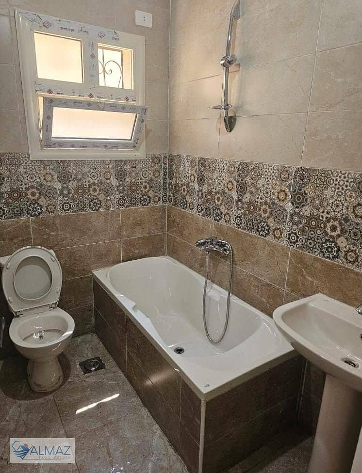 6 WhatsApp Image 2026-01-08 at 11.22. 50 AM. jpeg