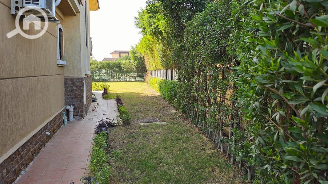 30 fe366724-294b-47cc-998c-5023779a08b9. jpeg