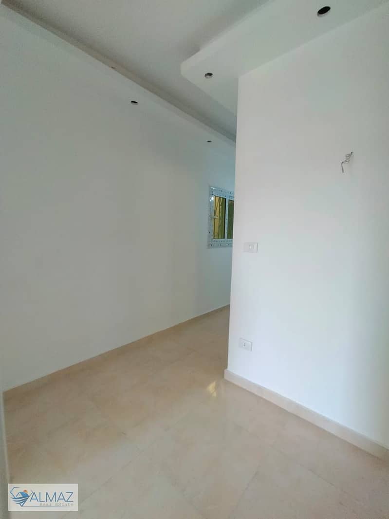 16 WhatsApp Image 2026-01-08 at 11.06. 04 AM. jpeg