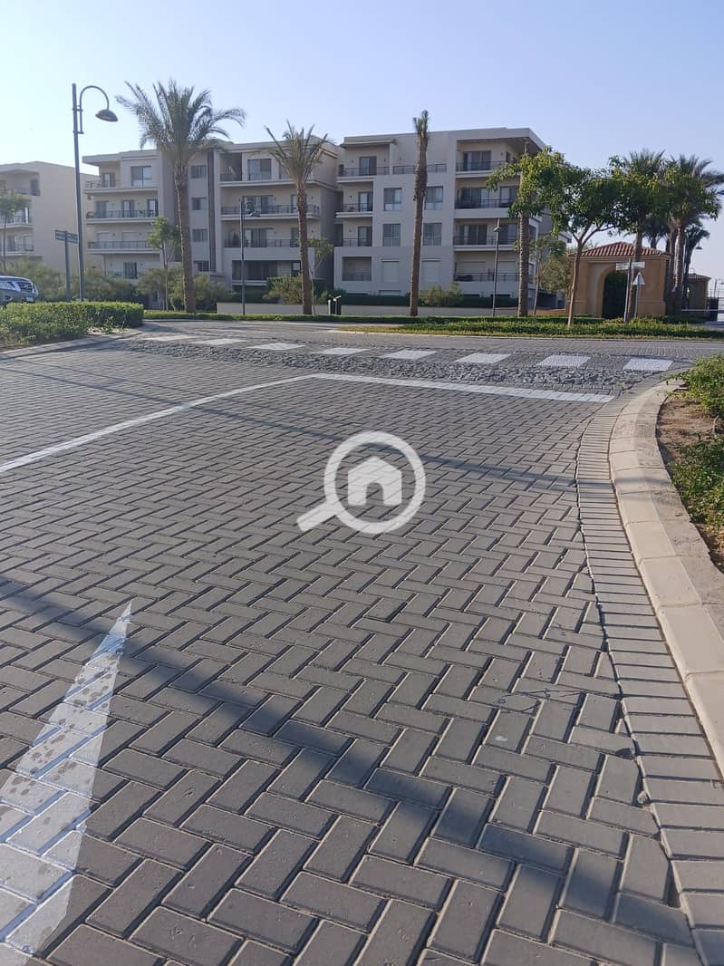 3 0f138c3f-2810-4a83-ba87-268e36331cbe. jpg