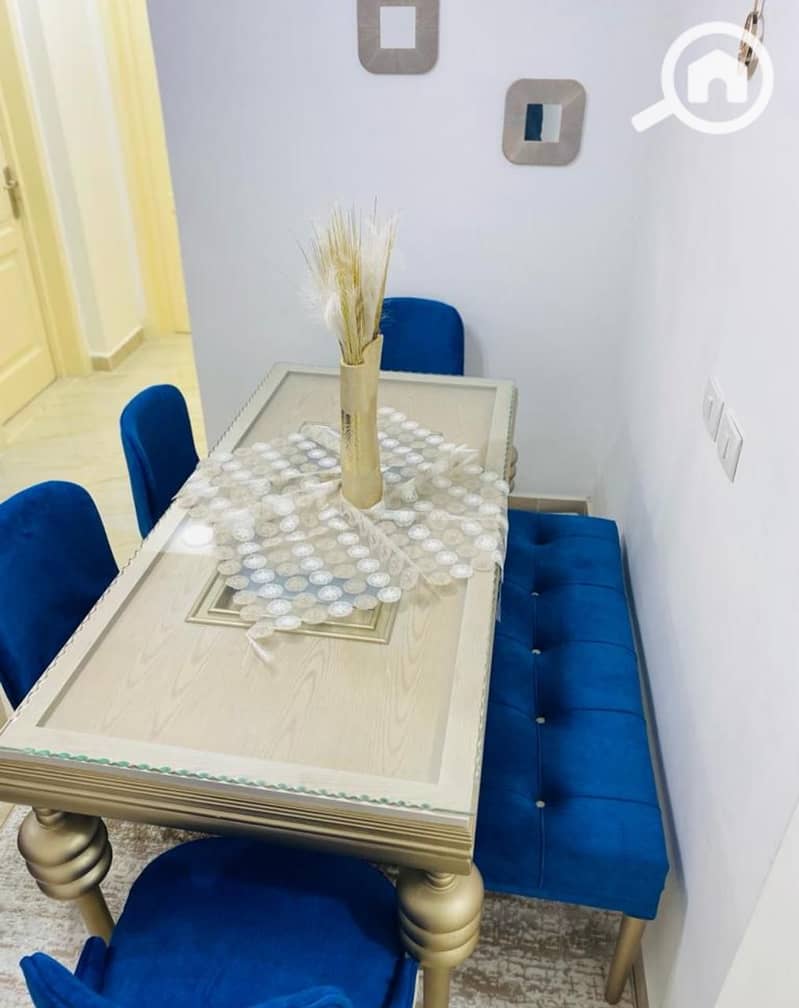 4 3f38395c-adfc-4fab-86d1-79a558843e91. jpg