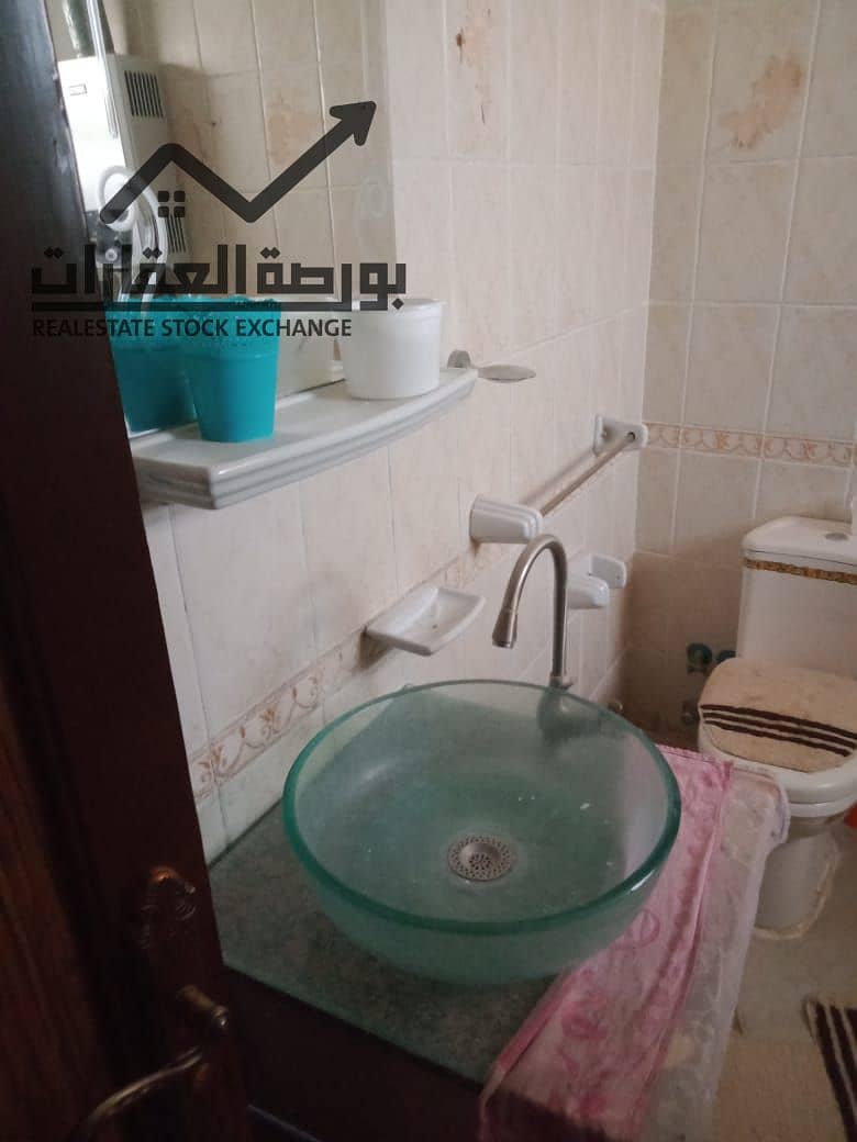 7 e3f0b17b-8e49-480f-9b19-93cad5a2c79c. jpg