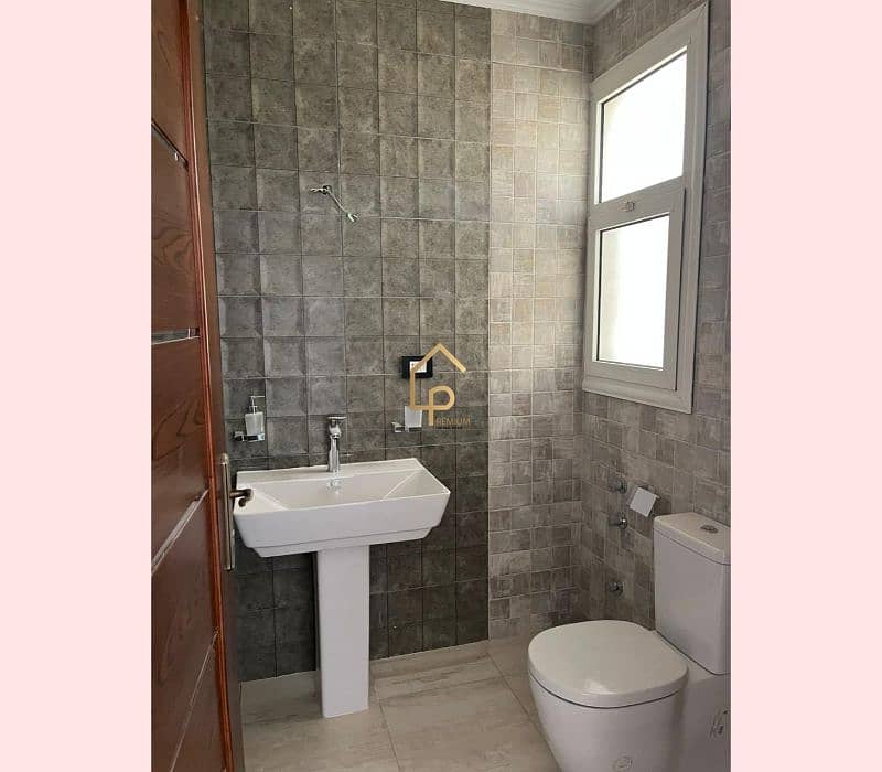 8 WhatsApp Image 2026-01-07 at 12.03. 12 PM. jpg