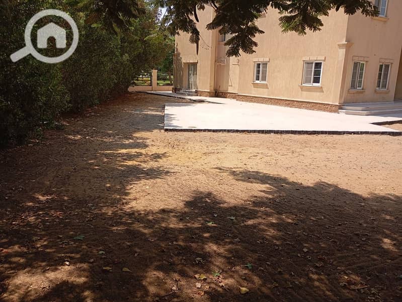 7 504c2f85-9720-4892-99b7-c782a59dc42b. jpeg