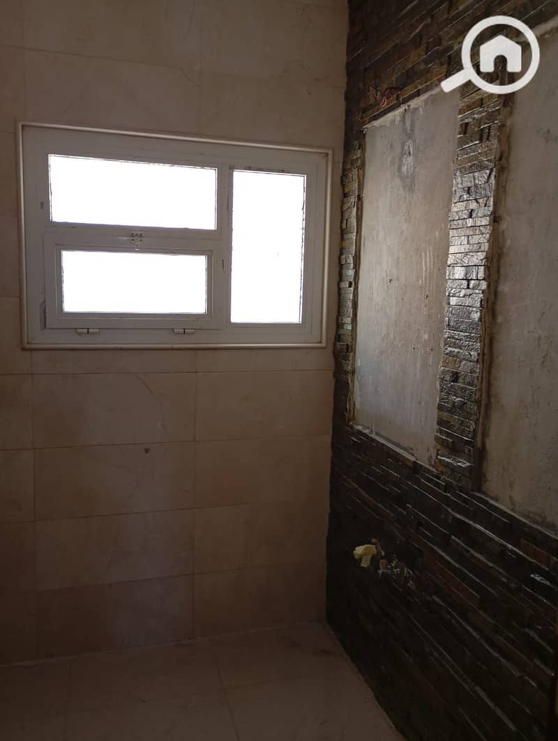 16 fecff500-9600-45b1-921f-8c17d1dd5cfb. jpeg