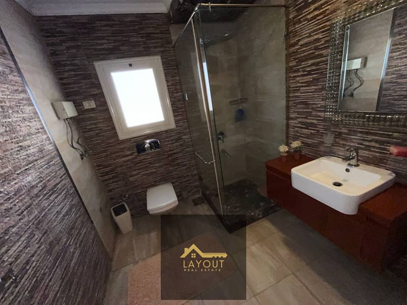 2 764d20ff-a330-4498-9a2d-b30d45a80f0f. jpg