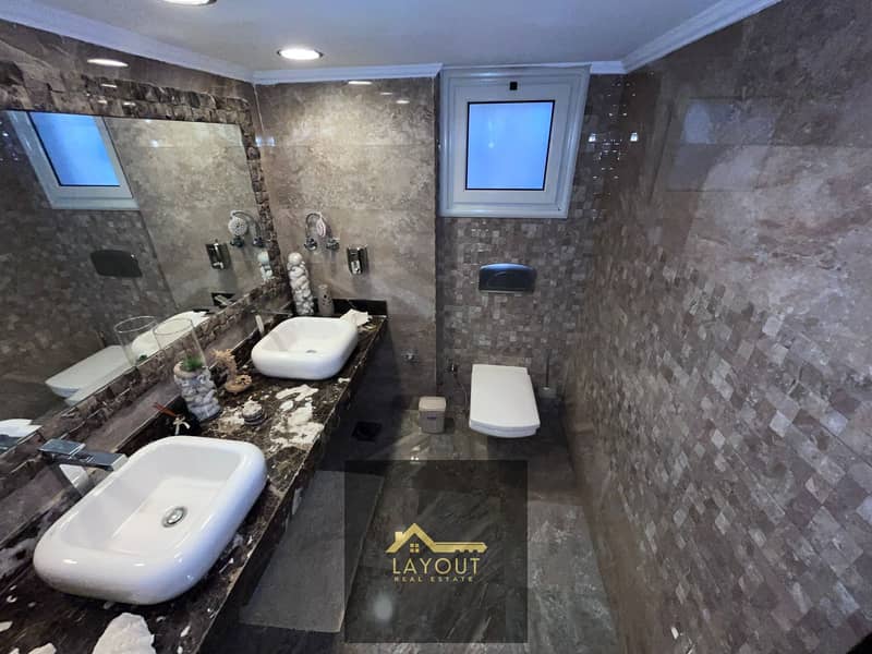 16 85750f10-2da1-463d-9a12-05a5bc4b4b99. jpg