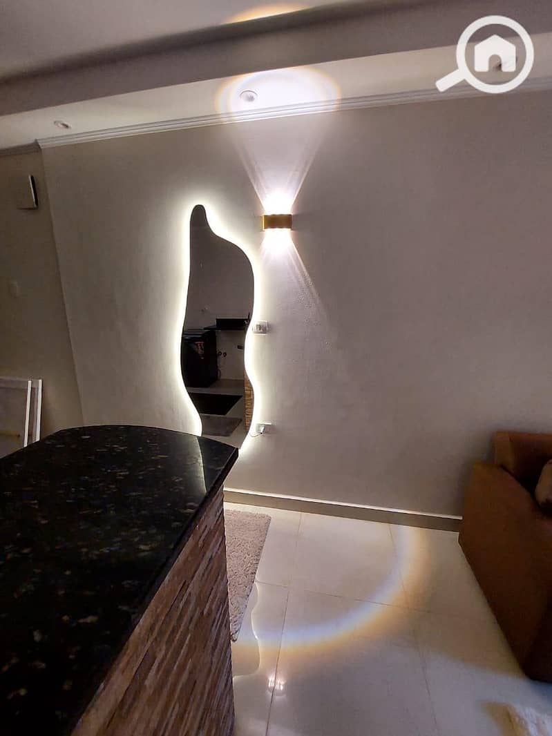 11 f80556c0-7e60-4df7-8f74-7d180e9ccd9b. jpg