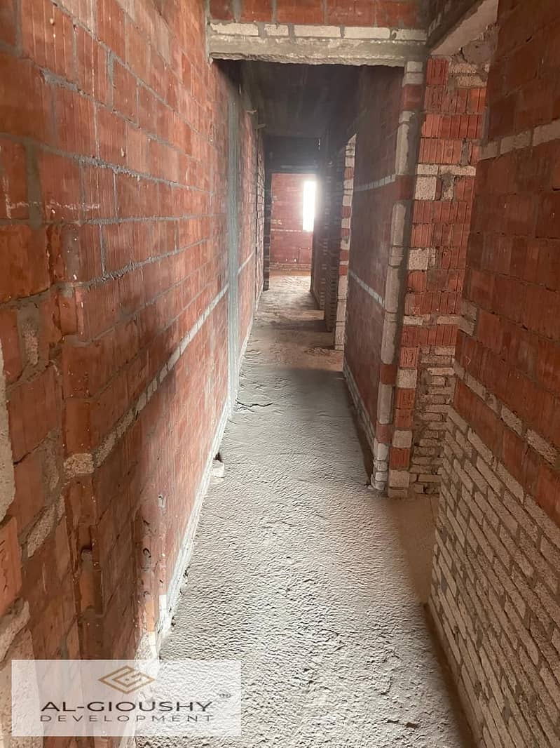 37 WhatsApp Image 2025-11-13 at 14.29. 57 (3). jpeg