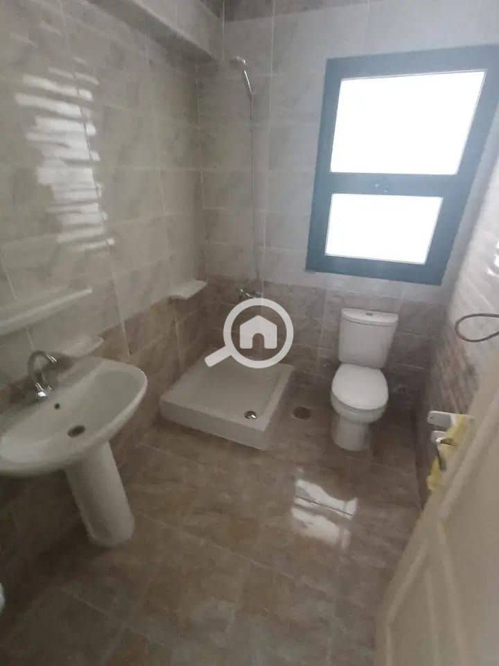 5 d86e79f4-8834-4438-bcf6-6684e3244264. jpg